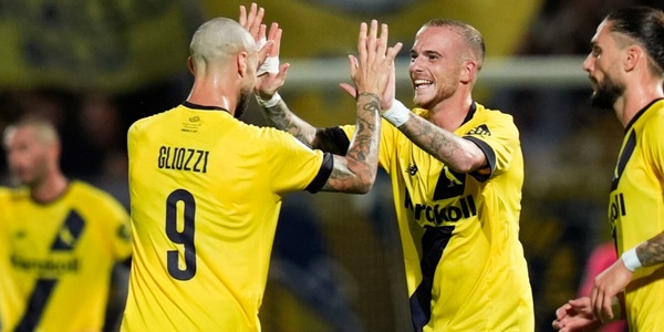 Il Modena rimonta il Bari e conquista i primi 3 punti in Serie B