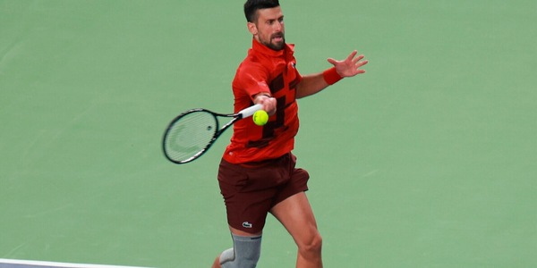 Djokovic senza limiti: rimonta e batte Mensik, ora Fritz in semifinale a Shanghai