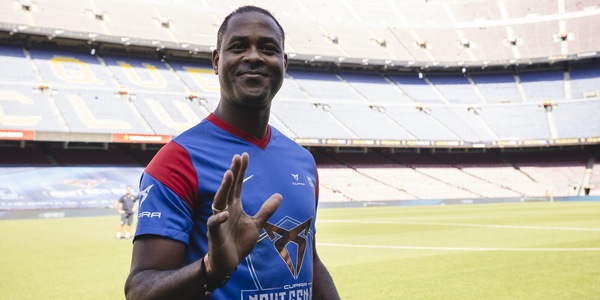 Kluivert-Indonesia, è ufficiale: il ruolo di Van Gaal e gli obiettivi futuri