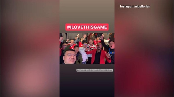 Evra a Hong Kong per tifare Manchester United