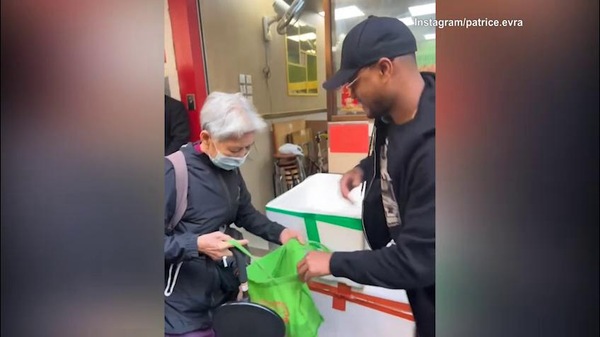Evra in aiuto dei più bisognosi