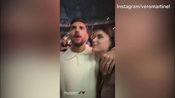 Pellegrini e la moglie al concerto di Max Pezzali