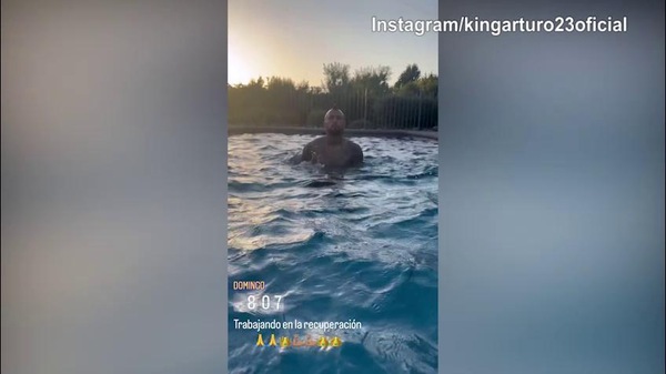Vidal, piscina e cyclette: il cileno non si ferma