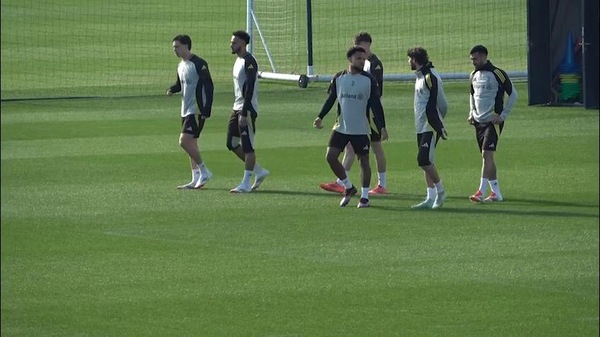 Juventus, allenamento prima della sfida al PSV