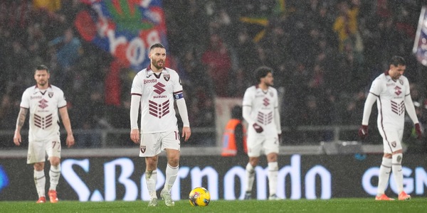 Pasticcio Biraghi, autogol al 90’! Folle 3-2 in Bologna-Torino