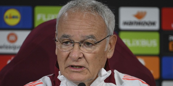 Ranieri, caso Hummels e Dybala: “Tutti devono correre, lui si diverta”