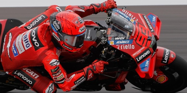 Marc Marquez pigliatutto: batte ancora il fratello e fa sua l'Argentina!