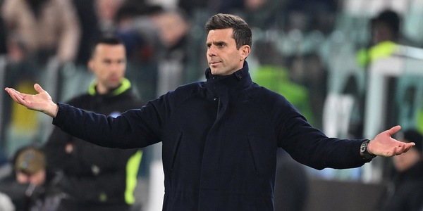 Motta via nel silenzio social dei giocatori Juve: tutti zitti tranne due