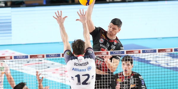 Civitanova vince a Milano e va a in semifinale