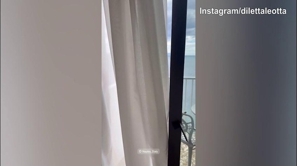 Diletta Leotta, risveglio a Napoli con paesaggio fantastico