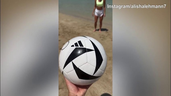 Alisha Lehmann, duro allenamento a Dubai