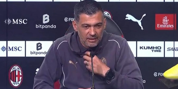 Conceicao: “Gimenez non è recuperato". Poi la risposta sul modulo a 2 punte
