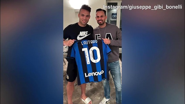 Lautaro Martinez, ecco il maxi tatuaggio sulla schiena