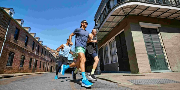 HOKA Clifton 10, una nuova era di prestazioni e ammortizzazione ultraleggera