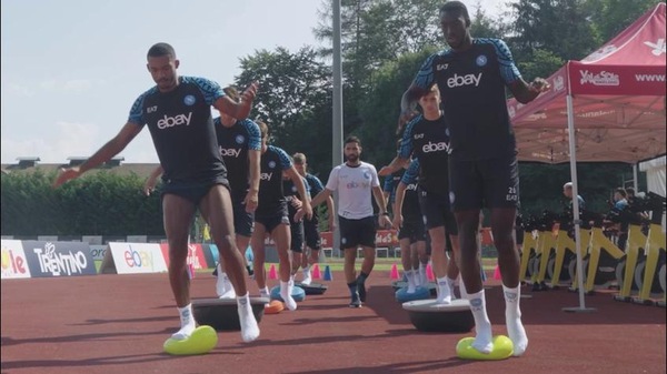 Napoli, lesione muscolare per Juan Jesus