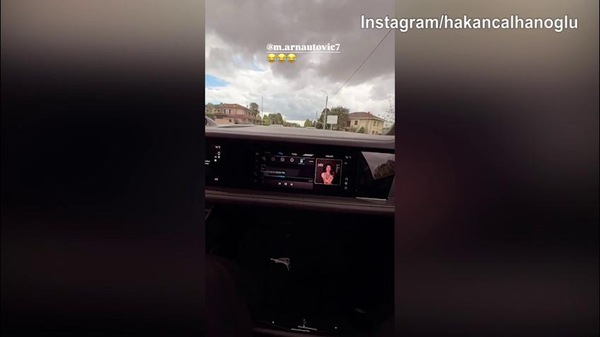 Inter, guarda Arnautovic: l'attaccante si scatena in auto!