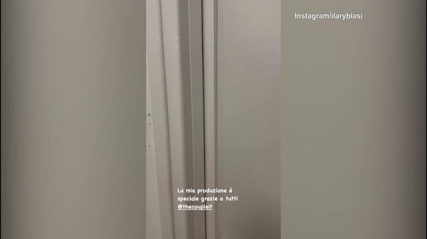 Auguri Ilary Blasi, sorpresa in camerino