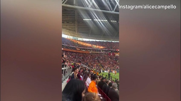 Lady Morata a Istanbul, che atmosfera per il Galatasaray!