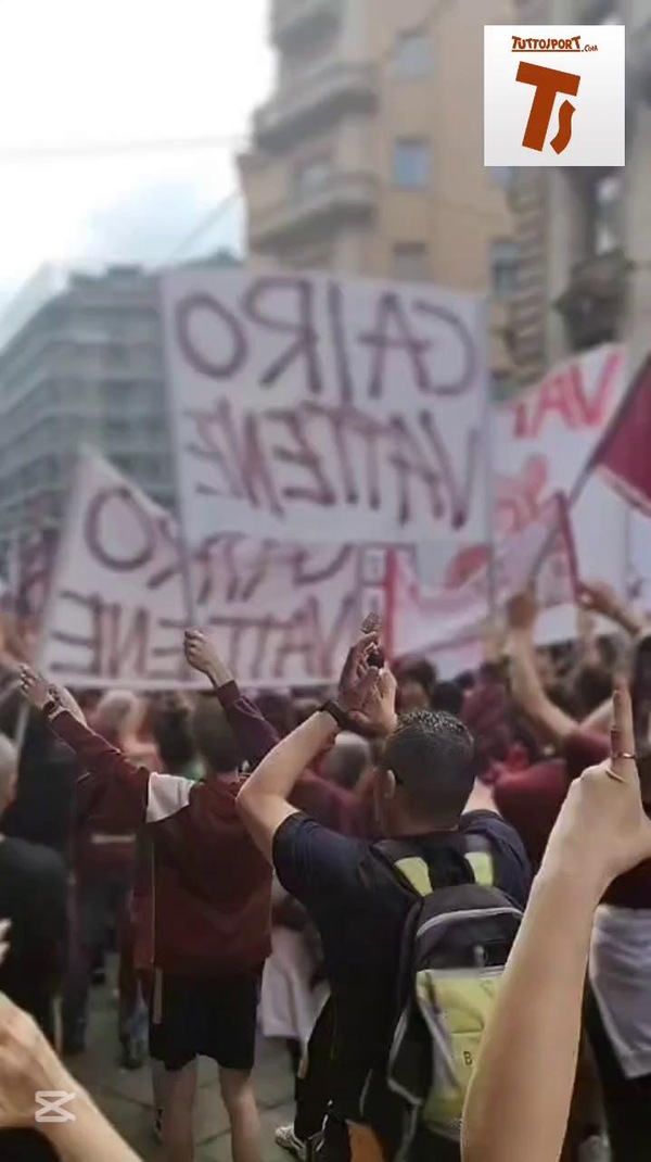 Tifosi del Torino in marcia: omaggio agli Invincibili e cori contro Cairo