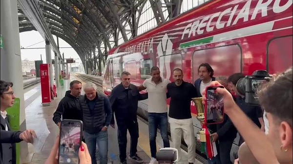 Milan-Bologna, la Coppa Italia sta per raggiungere Roma con tante "Legends" tra cui Baggio