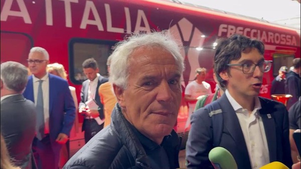 Donadoni: "Difficile dire chi è favorita tra Milan e Bologna"