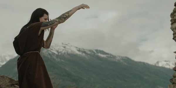 La kickboxer Michieletto trasformata in “attrice-eroina” nel video di Oktagon Valle d’Aosta