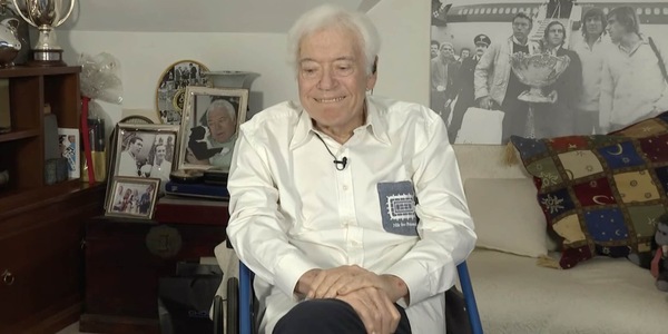 Pietrangeli show: "La differenza con Panatta, Sinner ko e il funerale al Foro Italico"