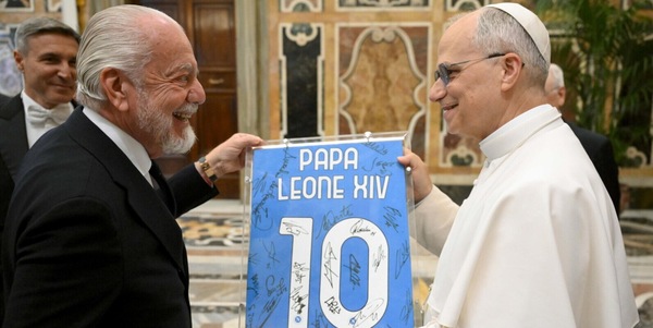Il Napoli da Papa Leone XIV, gli applausi e il tifo Roma: "Sembrava che..."