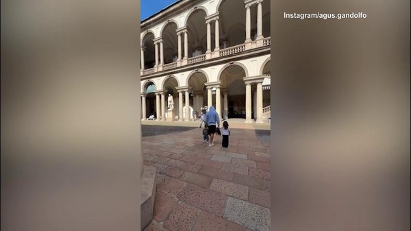 Lautaro Martinez turista a Milano