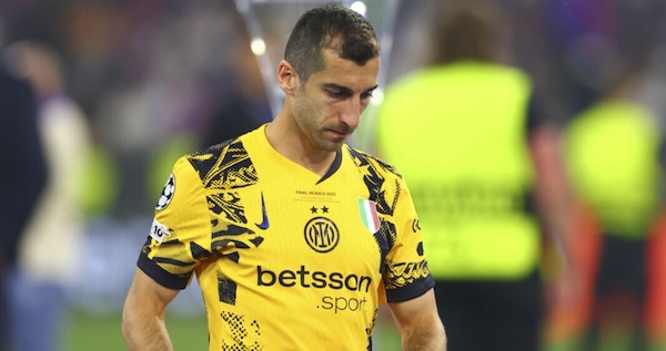 Mkhitaryan e gli “ingiocabili”, Acerbi costretto alla citazione per il Psg: “Che potevamo fare?”