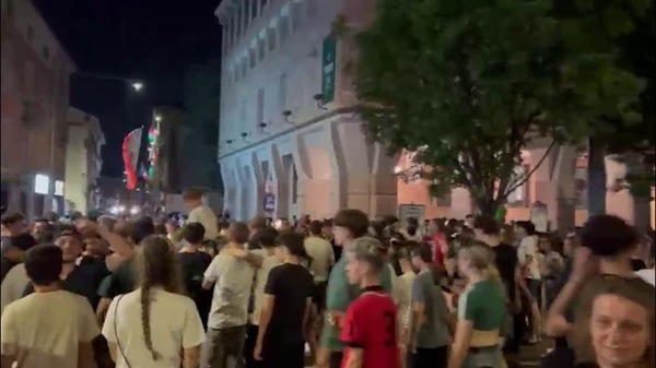 La Cremonese torna in Serie A, grande festa in città