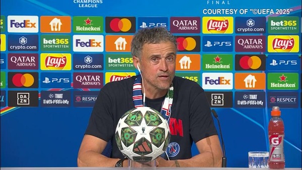 Luis Enrique: "Inter, che bel gesto. Una lezione per i più giovani"