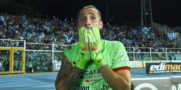 Sedici anni al Milan, eroe a Pescara: Plizzari, la storia e l'impresa da infortunato per la Serie B