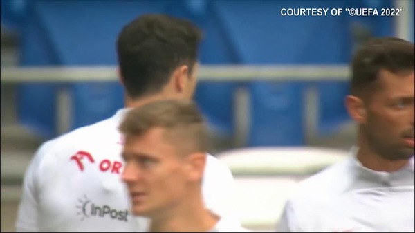 Il ct della Polonia si dimette dopo la lite con Lewandowski