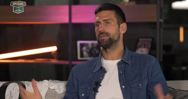 Djokovic shock: “Mio padre dagli usurai di Belgrado per darmi una chance”. E la banana a Ivanisevic…