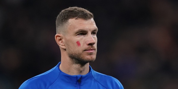 Dzeko-Fiorentina, accordo raggiunto: pronto il ritorno in Serie A, i dettagli