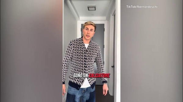 Bernardeschi: "Sono un calciatore, è ovvio che non credo ai valori"