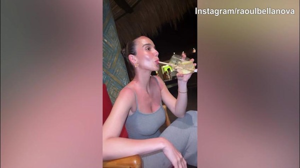 Lady Bellanova, drink e sound in vacanza...