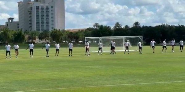 La Juve si allena a Orlando in vista della super sfida con il City: c’è un unico assente
