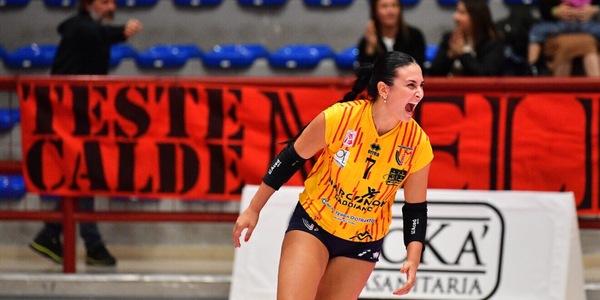 Volley Mercato: l'esperta Cecilia Oggioni è il libero di Messina