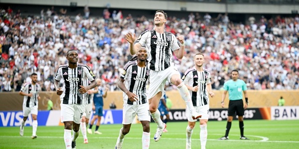 Juventus ribaltata! La formazione ufficiale col City: scelte clamorose, ecco come la gioca Tudor