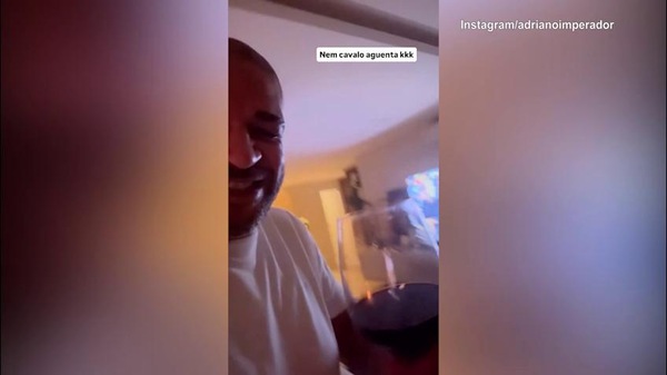 Il balletto di Adriano...col calice di vino
