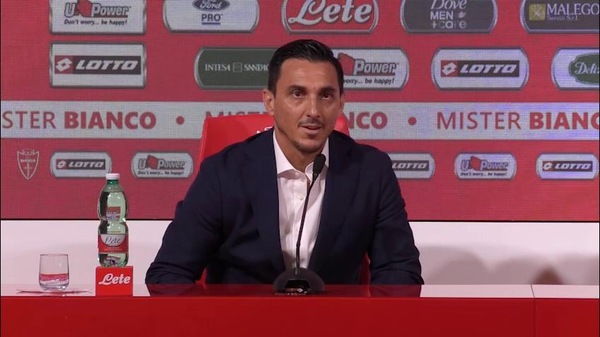 Burdisso: "Costruiremo la squadra per tornare in Serie A"