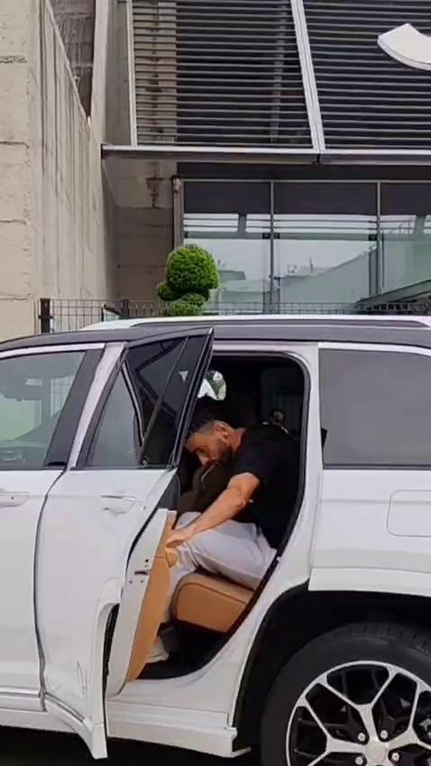 Joao Mario, l'arrivo al J Medical tra l'entusiasmo dei tifosi