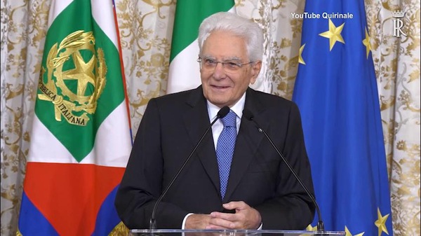 Mattarella all'Italia femminile: "Mi ero organizzato per venire a vedere la finale"