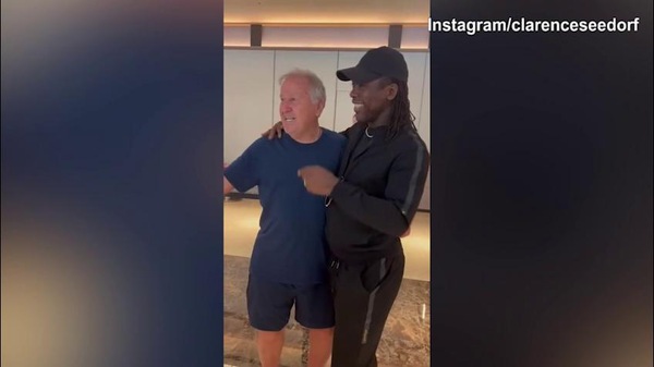 Clarence Seedorf ritrova Zico: le immagini del loro incontro