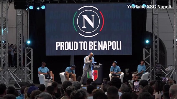 Beukema: "Mio primo gol con il Napoli? Decidete voi"