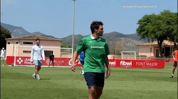 Il "pensionato" Hummels tra tennis e calcio
