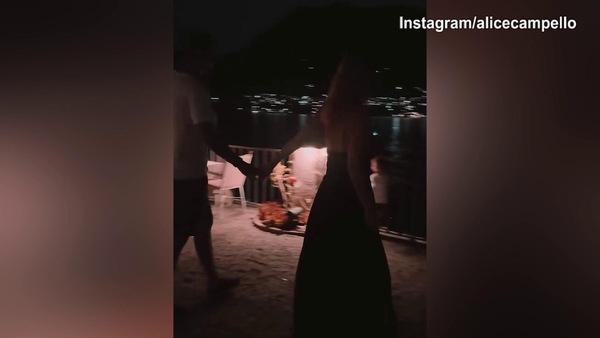 Alvaro Morata e Alice Campello, serata romantica mano nella mano sul lago di Como