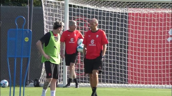 Milan, Harder è il nome per l'attacco